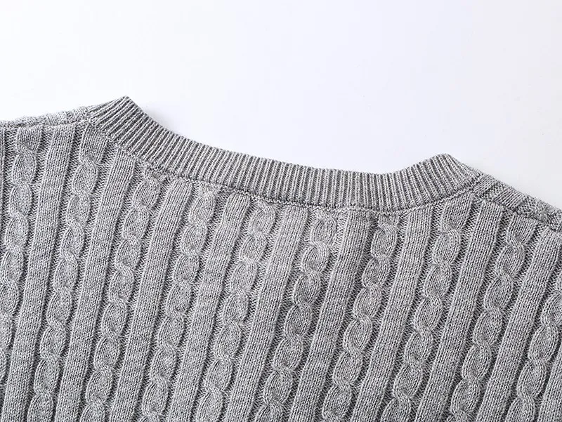 Style number: 2501 P200 Polo Ralph Lauren sweater Pony embroidered cable style single-breasted long-sleeved knit Color: White Pink Black Navy Gray Size: S (90-100) m (110-120) L (130-140) xL (150-160)